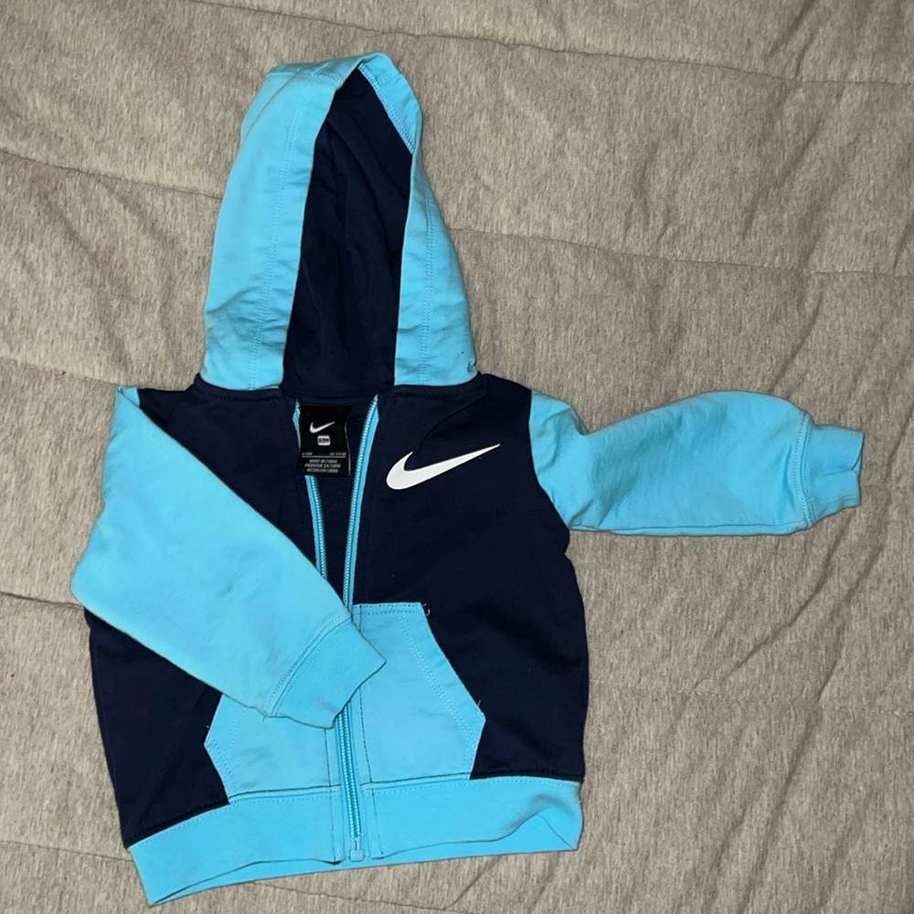 Little boys Jacket Nike worn twice